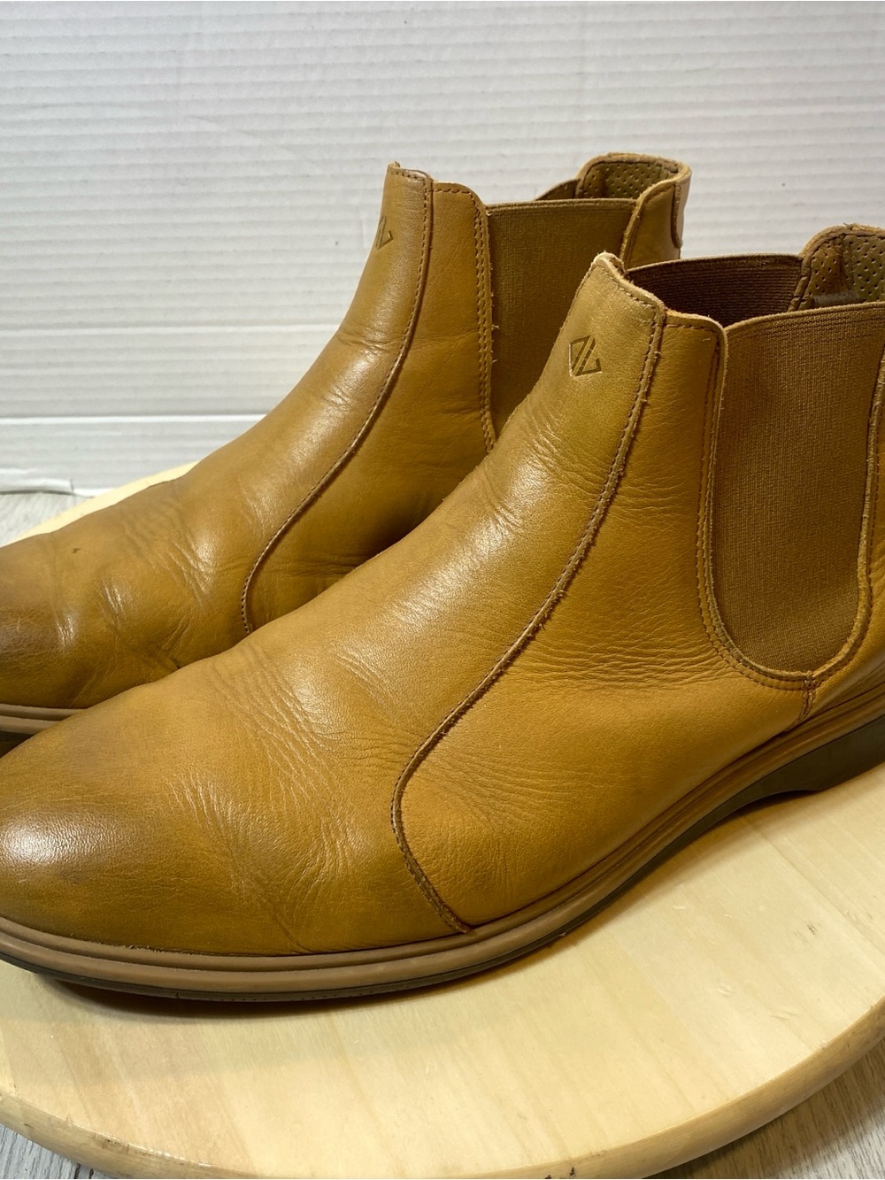 Amberjack Chelsea Boots Men's 11 Honey Tan Leather Comfort Pull On Shoes